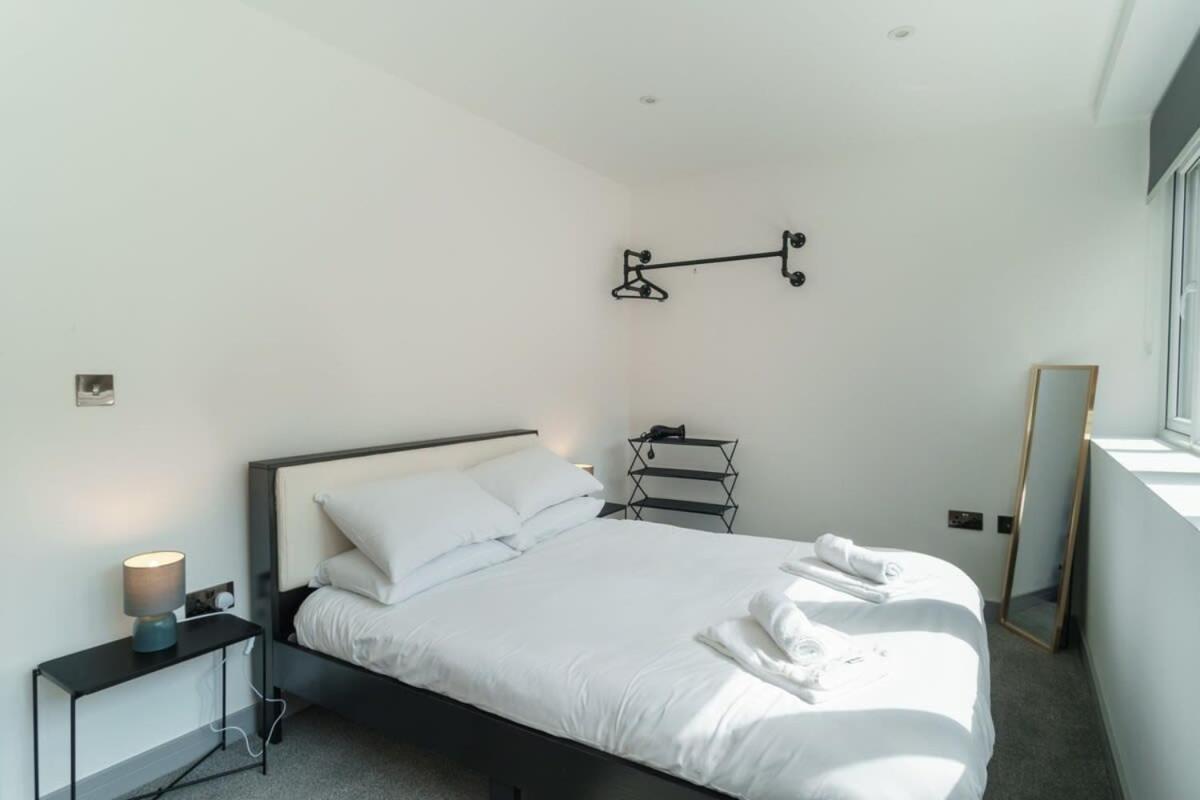 Modern 1 Bedroom Apartment In Preston Centre Exterior foto